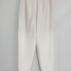 未使用 GU スリットテーパードパンツ XL 白 オフィス キレイめ 美脚の画像