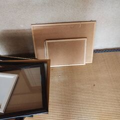 額縁　コルクボード　できればいっぺんに！の画像