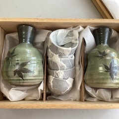 徳利とおちょこの画像