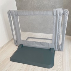 おくだけ とおせんぼ S ベビーゲート ベビーフェンス ベビーガード 【Sサイズ 約77〜95cm 高さ60cm】の画像