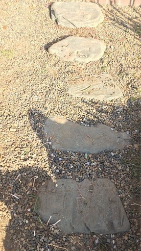 敷石　踏み石　
天然石