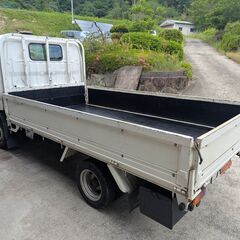 神戸三田 車検有 ダイナ 1.5トン/4ナンバー平ボディ/低床/小径/2.5ディーゼルターボの画像