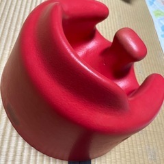 配達いたします！　バンボ　赤ちゃん　ベビー用品　赤　子ども用品　ベビーチェアの画像