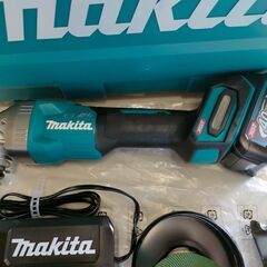 ジャングル×2大型良品館　充電式ディスクグラインダー　マキタ　GA001G　未使用品　切断　サンダー　電動工具　DIYの画像