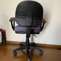 デスクチェア　昇降式　高さ調節可　ウィールチェアの画像