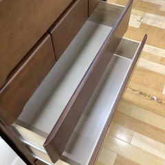 【トレファク　ラパーク岸和田店】ハイチェスト　ブラウン　の画像