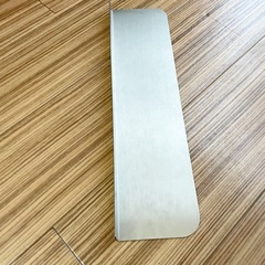 ステンレス　壁に付けられる棚　　の画像