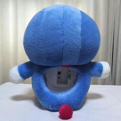 ドラえもん ぬいぐるみ時計の画像