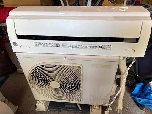 【売約済み】東芝エアコン　6畳　RAS- J221M (W) 2023年製