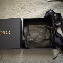 ほぼ新品 Dior 長財布の画像