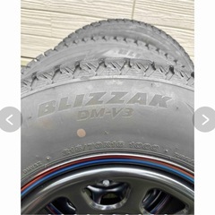 デイトナ　215/70r16 スタッドレスタイヤホイールセット　デリカ　ブリジストンの画像