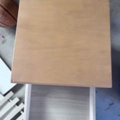 引き出し　棚　収納家具　の画像