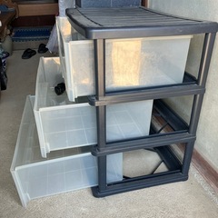 中古　収納引き出し　３段　の画像