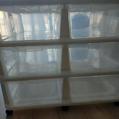 棚、引き出しの画像