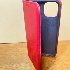 iPhone11 pro用の手帳型スマートフォンケースの画像