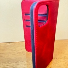 iPhone11 pro用の手帳型スマートフォンケースの画像