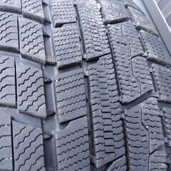 スタッドレスタイヤ 215/60R17 4本セット の画像