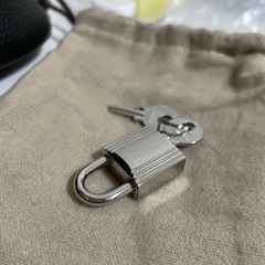 【新品未使用】キューブバッグ MM ブラック 付属品完品の画像