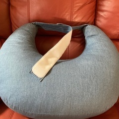 授乳クッション（定価6.380円）の画像