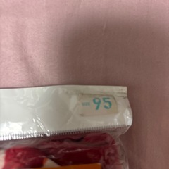 新品未開封　キッズ　パジャマ　　95の画像