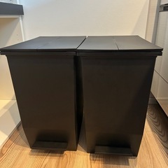 値下げ【美品】SOLOWゴミ箱45リットル2個セットの画像