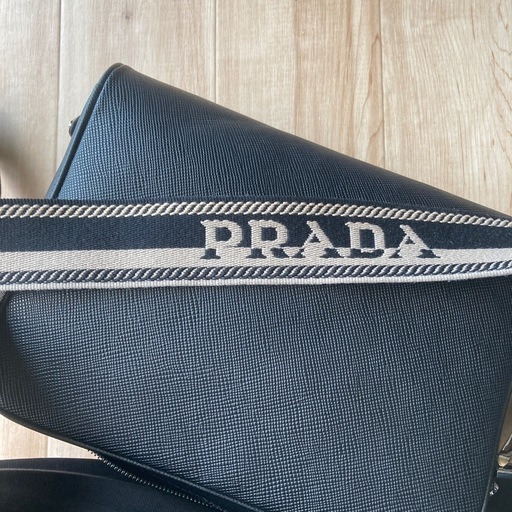 PRADA バック　値下げ可能‼️