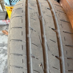 タイヤ　225/45/R18の画像