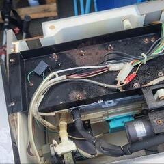 業務用製氷機　DRI-35LMT1　錆び等有りますが動作問題有りません。の画像