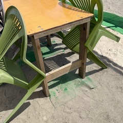 テーブルの足の画像