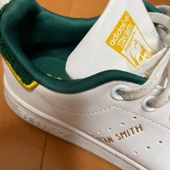 adidas スタンスミスの画像