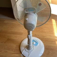 普通の扇風機の画像