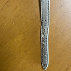 レディース　腕時計　ベージュ色の画像