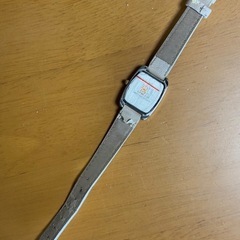 レディース　腕時計　ベージュ色の画像