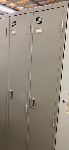 TOYO 2人用ロッカー カギ有 幅60.8cm 中古