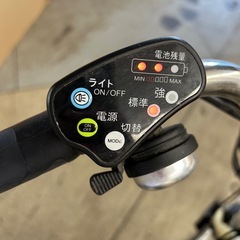 26インチ　変速3 段階　電動自転車　アシスト自転車　ママチャリ　バッテリー、充電器付きの画像