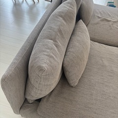 【7/26.27引取り希望】使用1年IKEAソファの画像