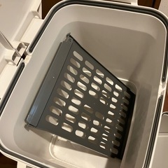 ゴミ箱の画像