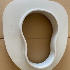 【未使用】トイレ用便座　介護用のやわらかい便座の画像