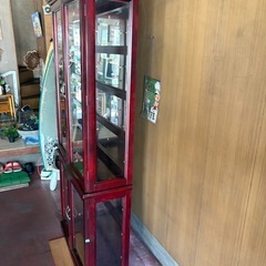 ガラスショーケース　照明つき　ガラス板　配達可能の画像