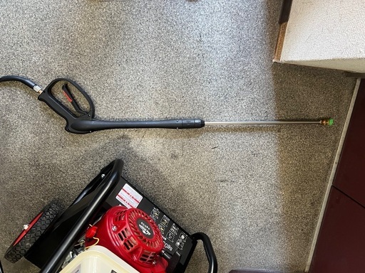 【取引成立】新品　未使用　エンジン式　高圧洗浄機