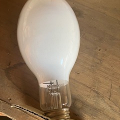 水銀灯、蛍光灯の画像