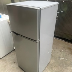 ¥4000/09/シャープ2ドア冷蔵庫/シルバー/単身用冷蔵庫/118ℓ/2016年製の画像