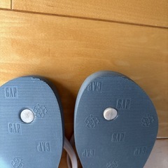 GAP ビーチサンダル　5-6の画像
