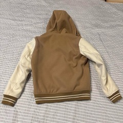 BEAMS フード付きスタジャン Lの画像