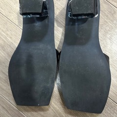 スクエアトゥ クリアヒール サンダルMサイズの画像