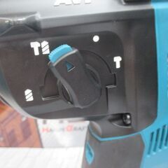 マキタ makita HR001G ハンマドリル 中古品 本体のみ 40V 28mm ケース/ハンドル付き 【ハンズクラフト宜野湾店】の画像