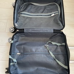 キャリーケース
の画像