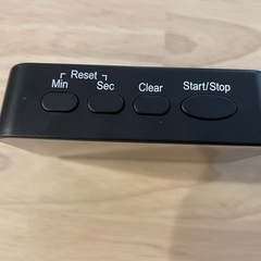 ダイソー　デジタル時計の画像