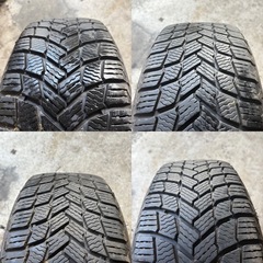 B-1 タイヤ中古 
鉄ホイール付きMICHELIN X-ICE SNOW 185/65R15 の画像