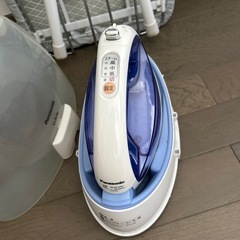 ニトリアイロン台、パナソニックアイロンの画像